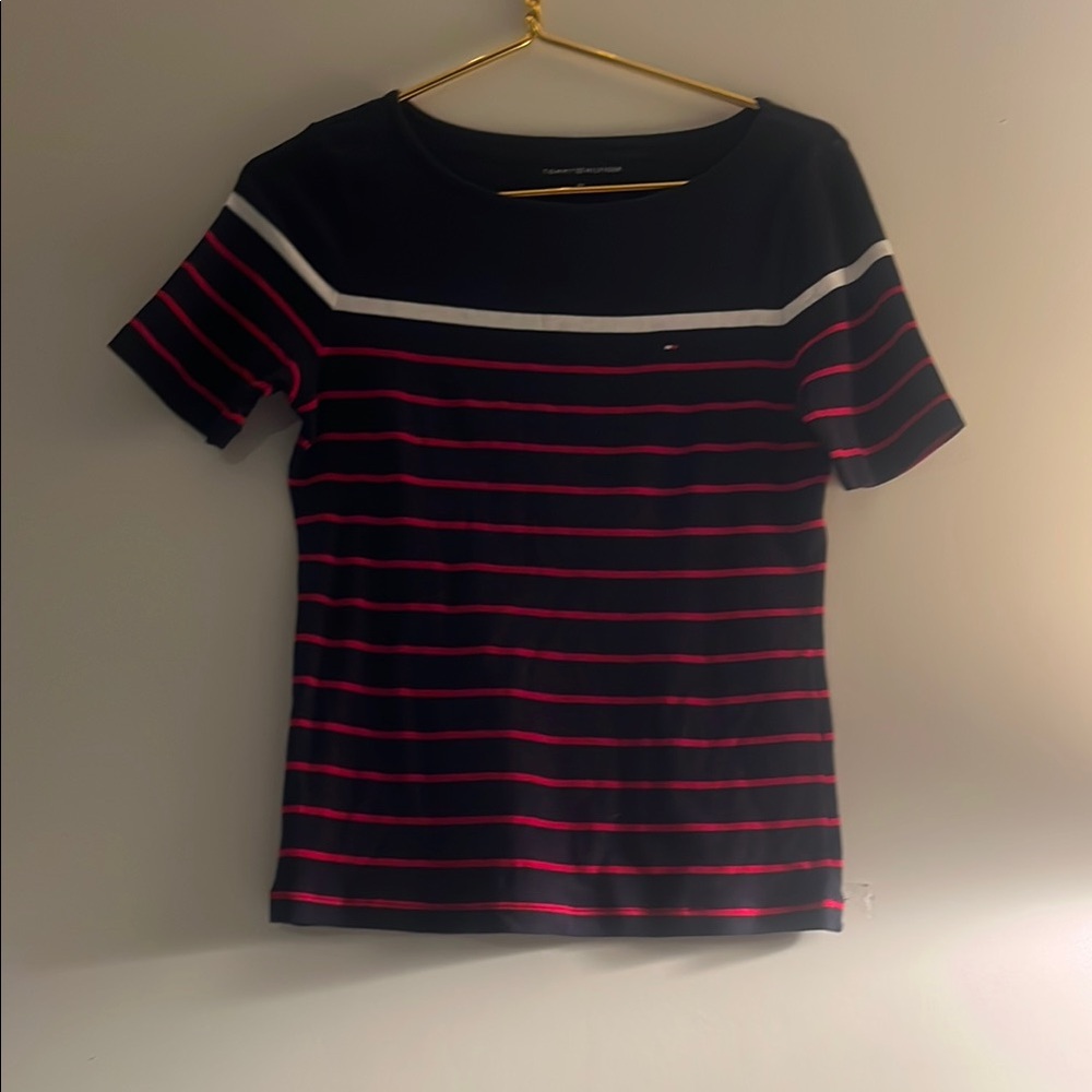 Tommy Hilfiger Blue and Red Fitted Short Sleeve Tee